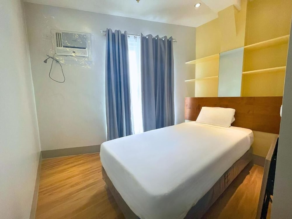 Comfort Single Room, City View