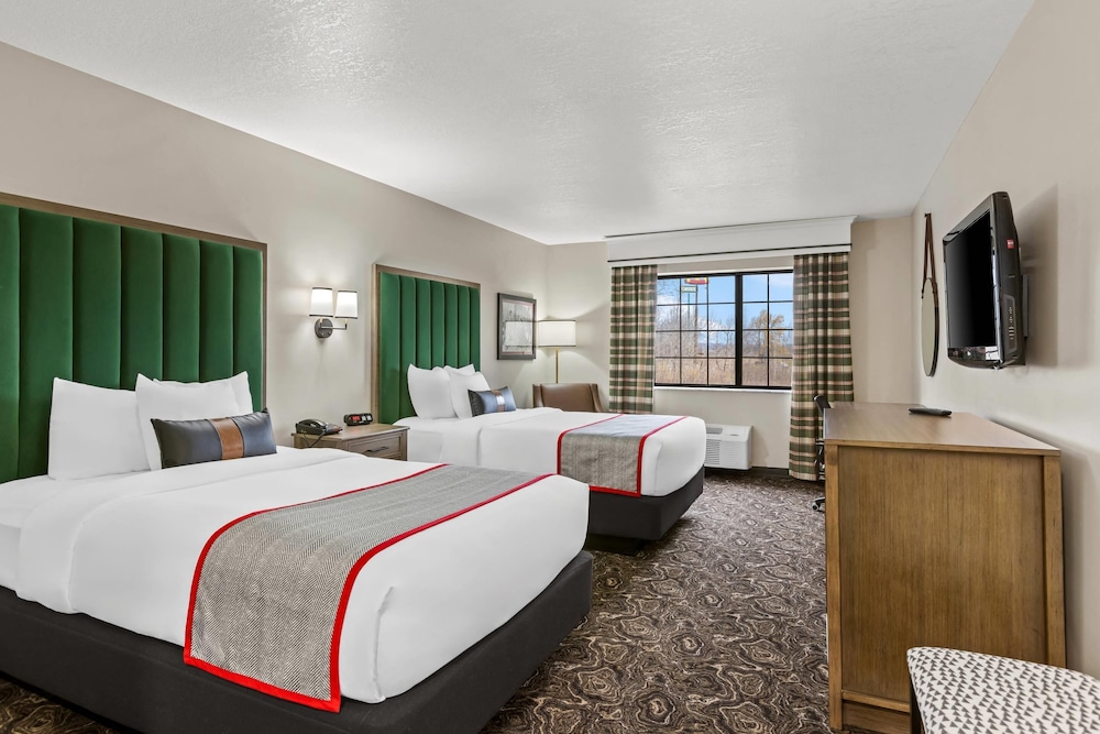 Standard Room, 2 Double Beds, Non Smoking
