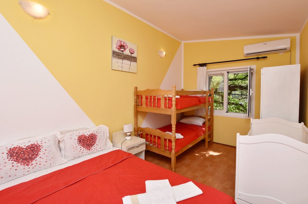 Apartment (A1)