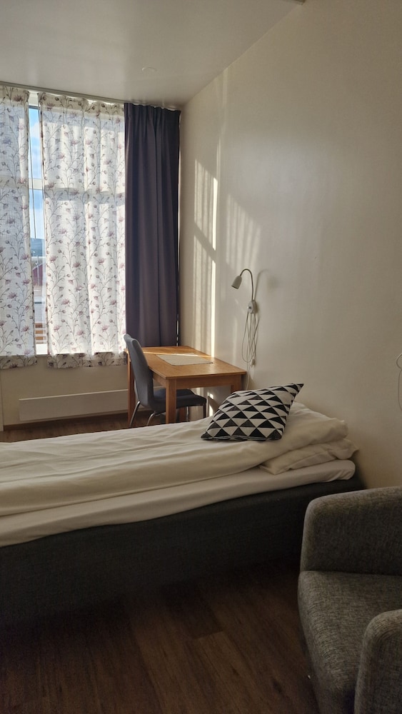 Classic Room, Partial Sea View