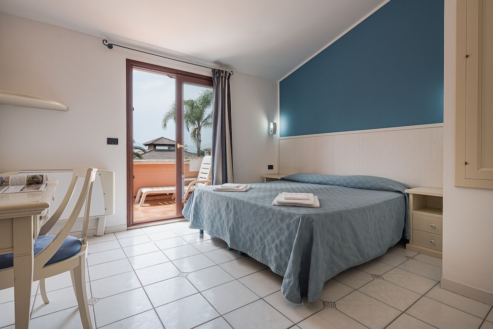 Apartment, 2 Bedrooms (Thury) photo 1