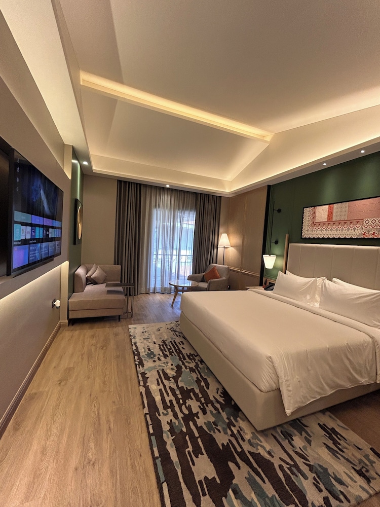 Premium King Room