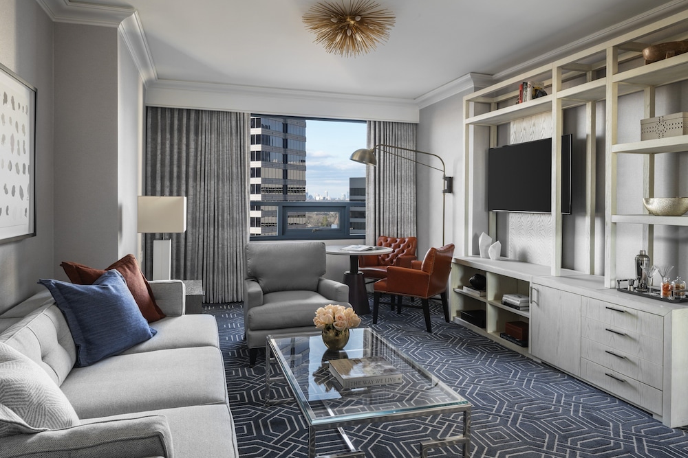 Suite, 1 Bedroom thumbnail 5