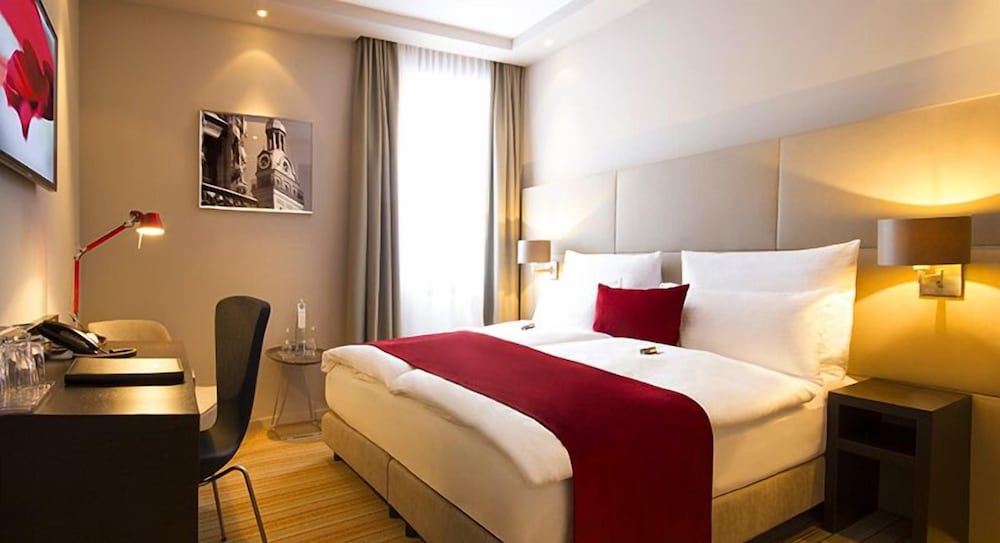 Single Room, Courtyard View photo 1