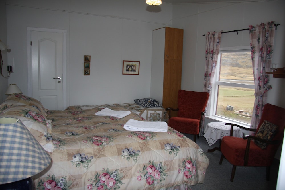 Classic Double Room, Private Bathroom photo 3