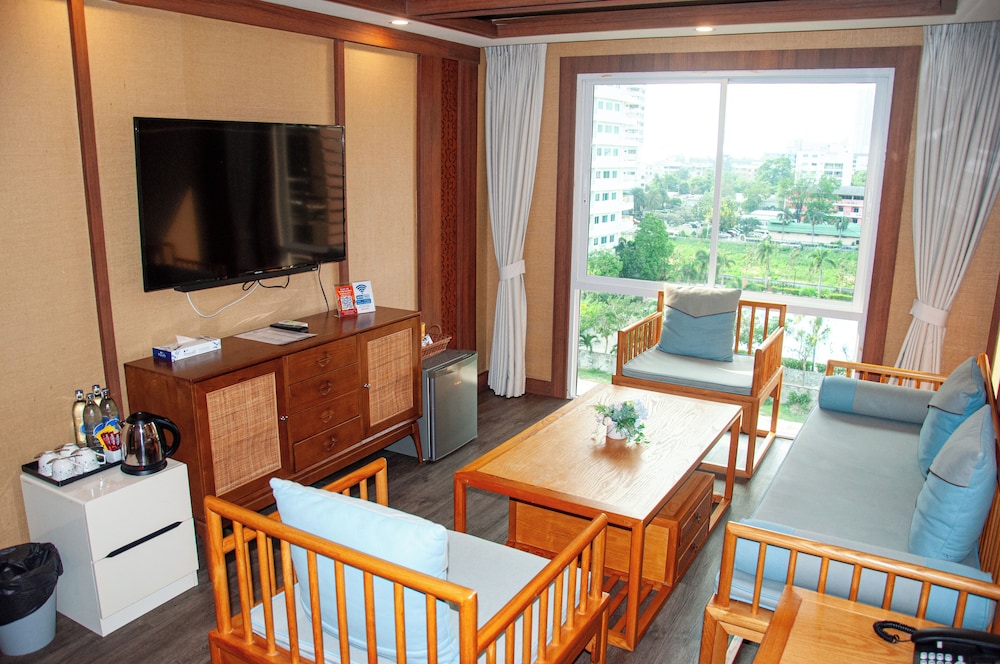 2 Bedroom Thai Heritage - Photo 6