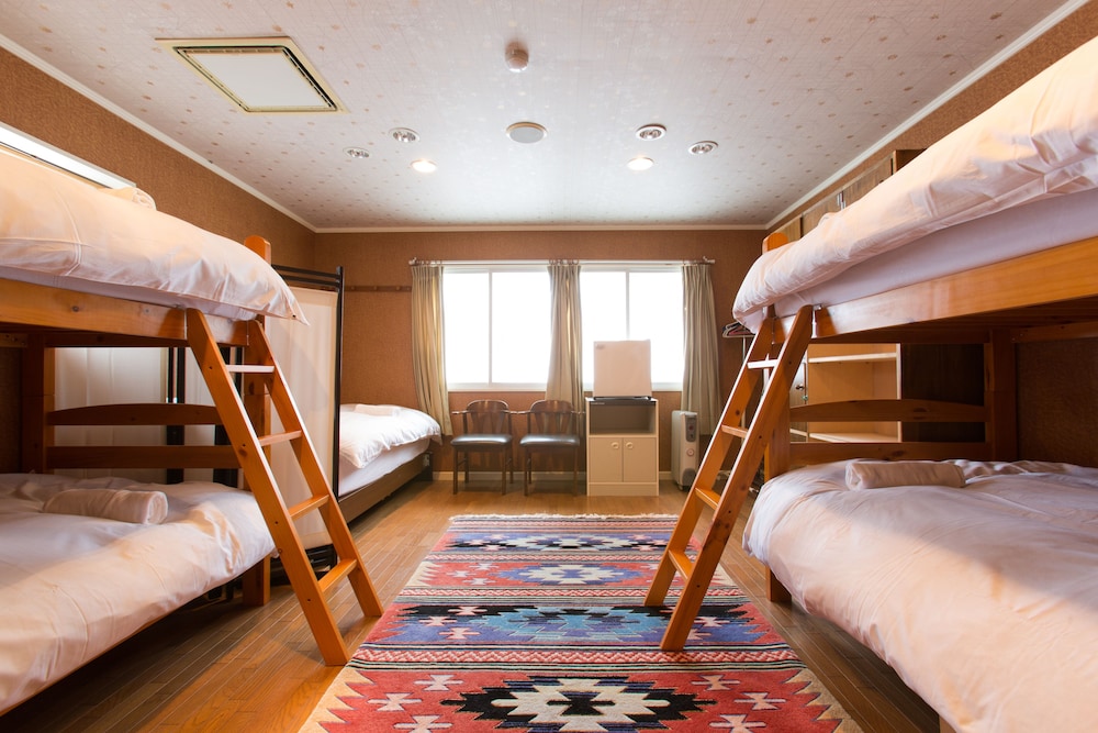 5 Bed Bunk Room (Ramat Lodge) photo 2