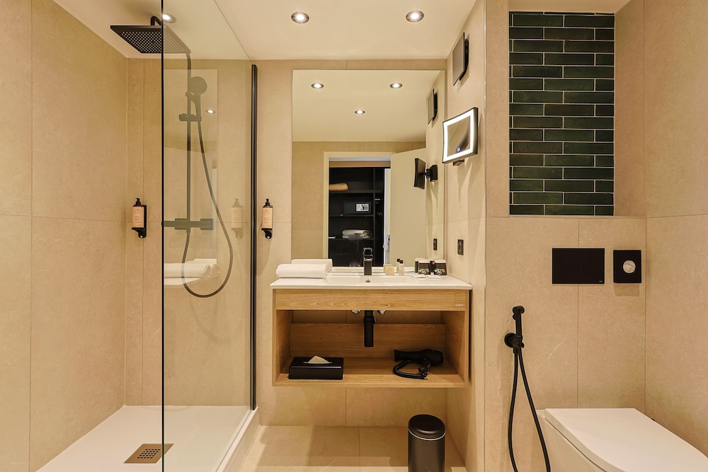 Standard Room - Photo 7