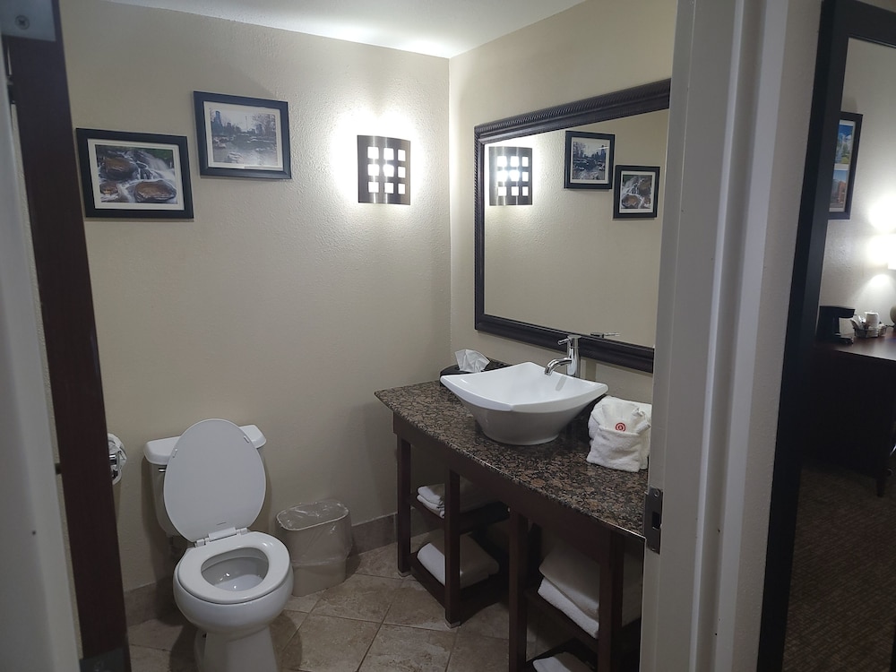 Suite, 2 Queen Beds, Non Smoking - Photo 15