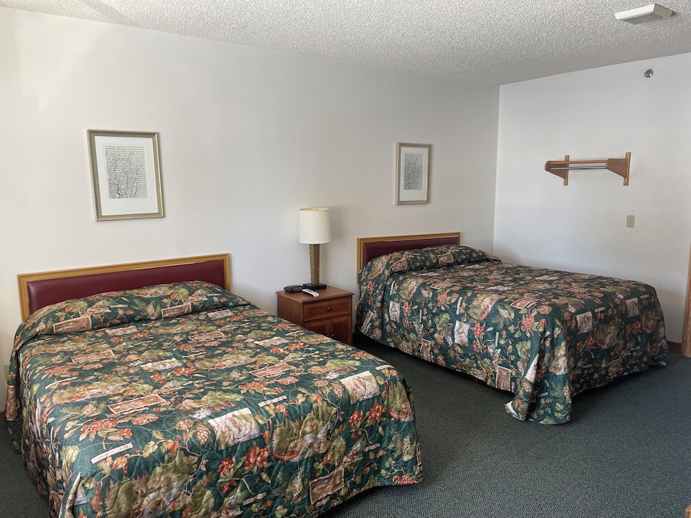 Standard Room, 2 Queen Beds photo 2