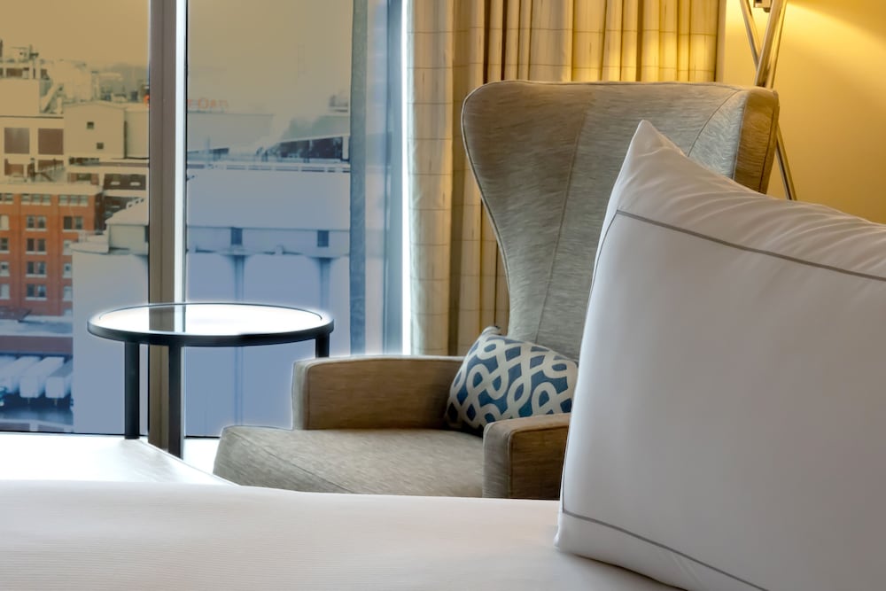 Room, 1 King Bed, Accessible - Photo 1