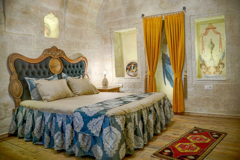 Royal Suite photo 1