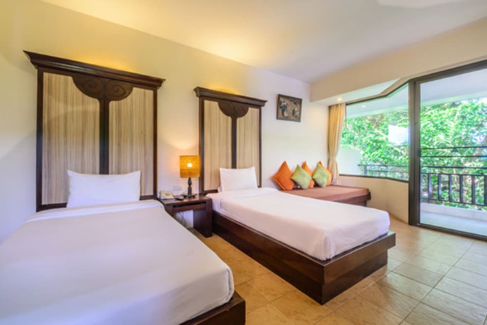 Deluxe Premium Double or Twin Room photo 2