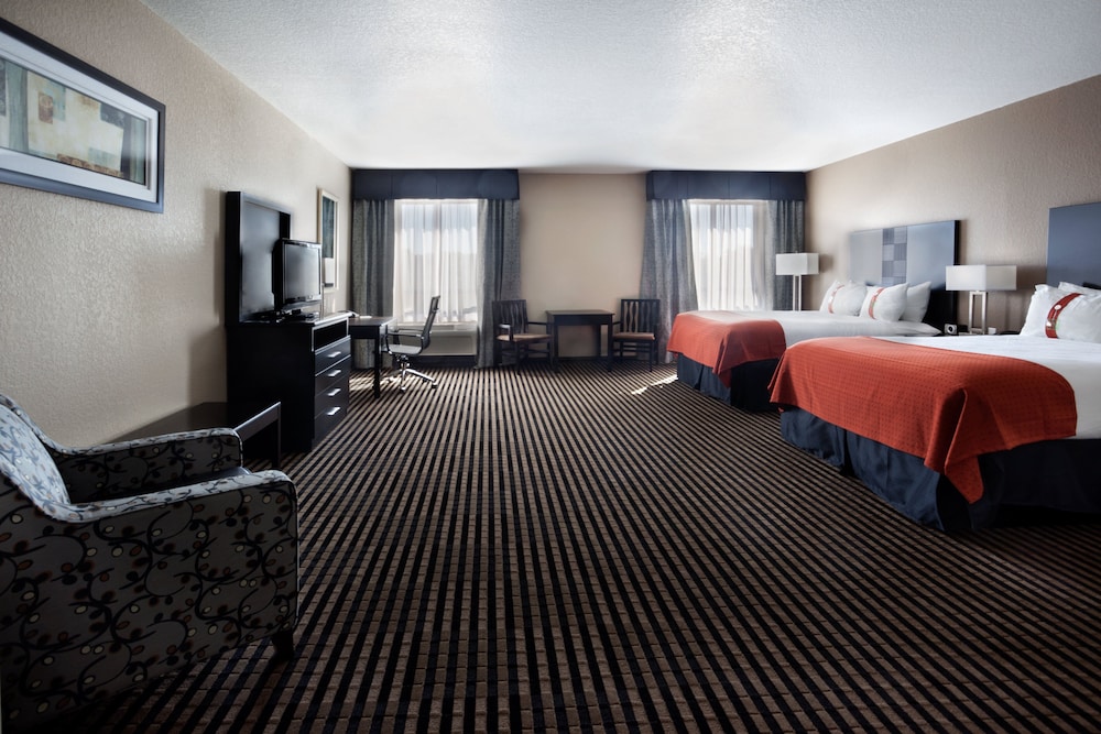 Suite, Multiple Beds photo 1