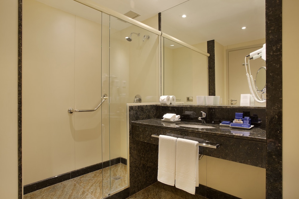 Executive Room, City View