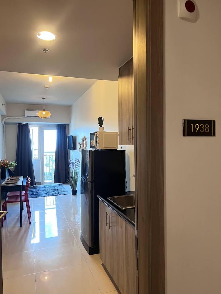 Comfort Condo, 1 Bedroom, Balcony, City View photo 3