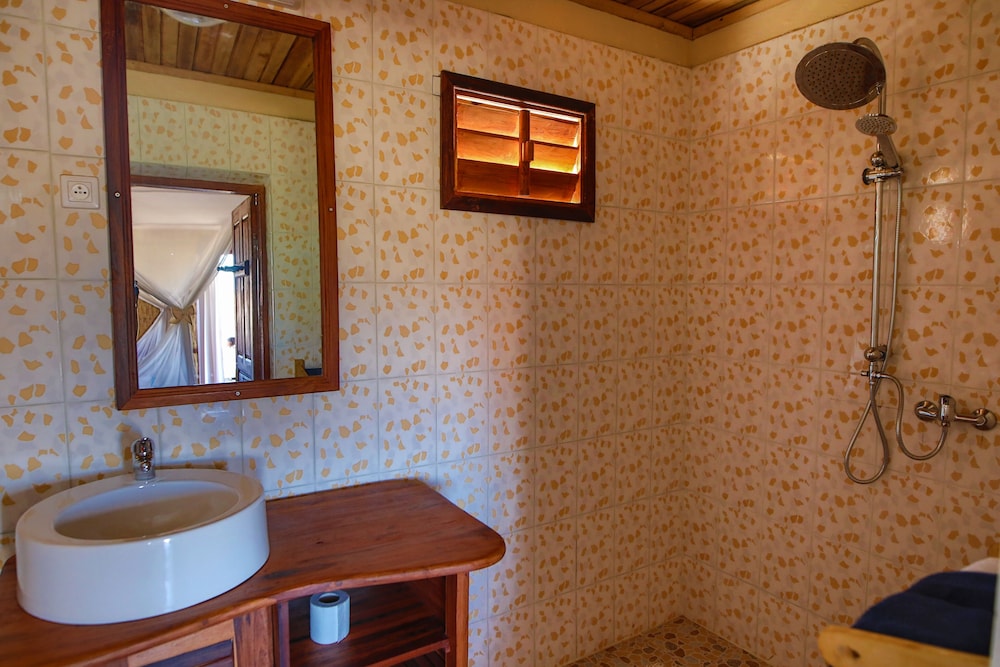 Comfort Bungalow, 2 Twin Beds, Non Smoking photo 3