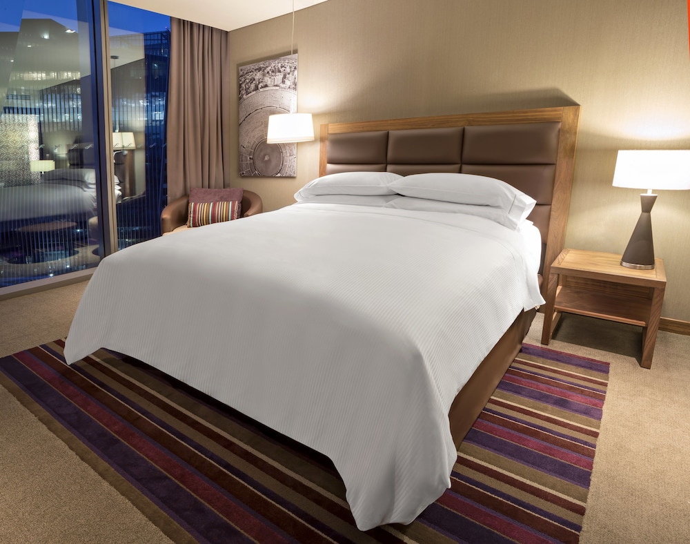Luxury Room, 1 King Bed