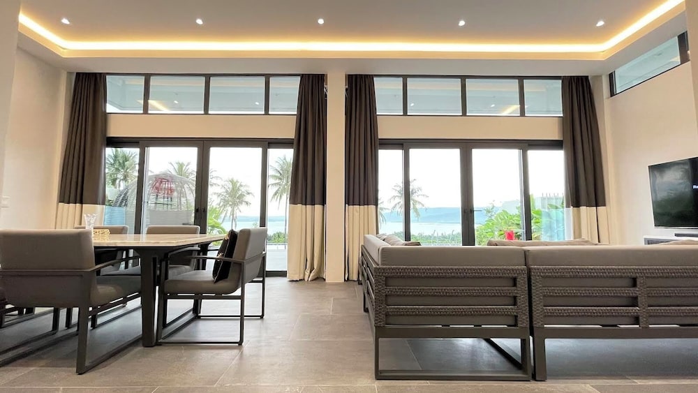 Luxury Villa, 2 Bedrooms, Garden View photo 1