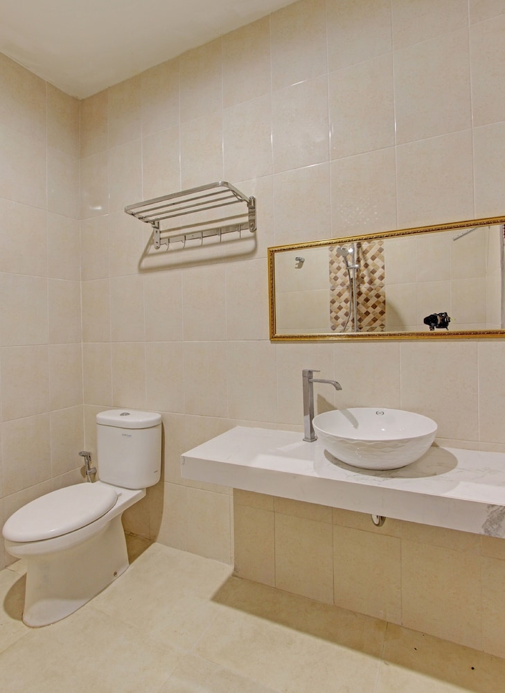 Deluxe Suite - Photo 7
