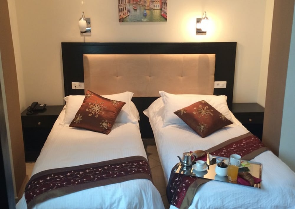Standard Twin Room photo 3