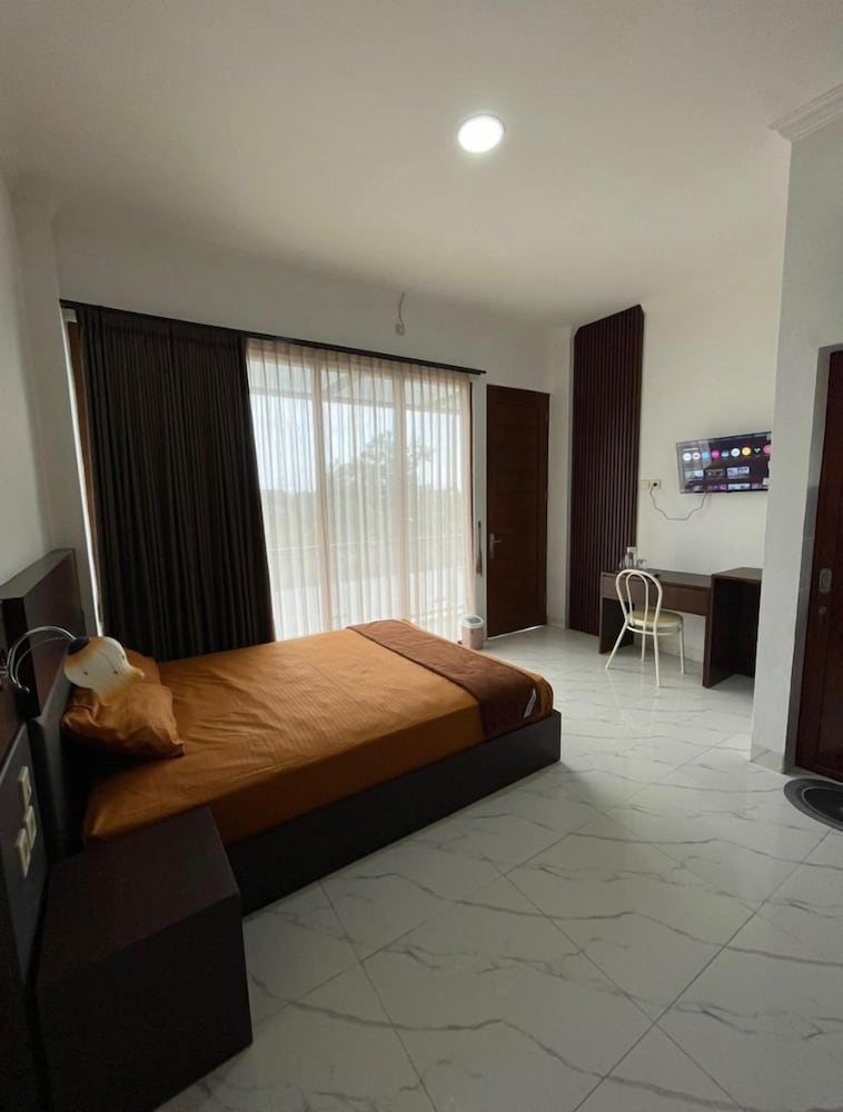 Standard Double Room, Balcony, Garden View