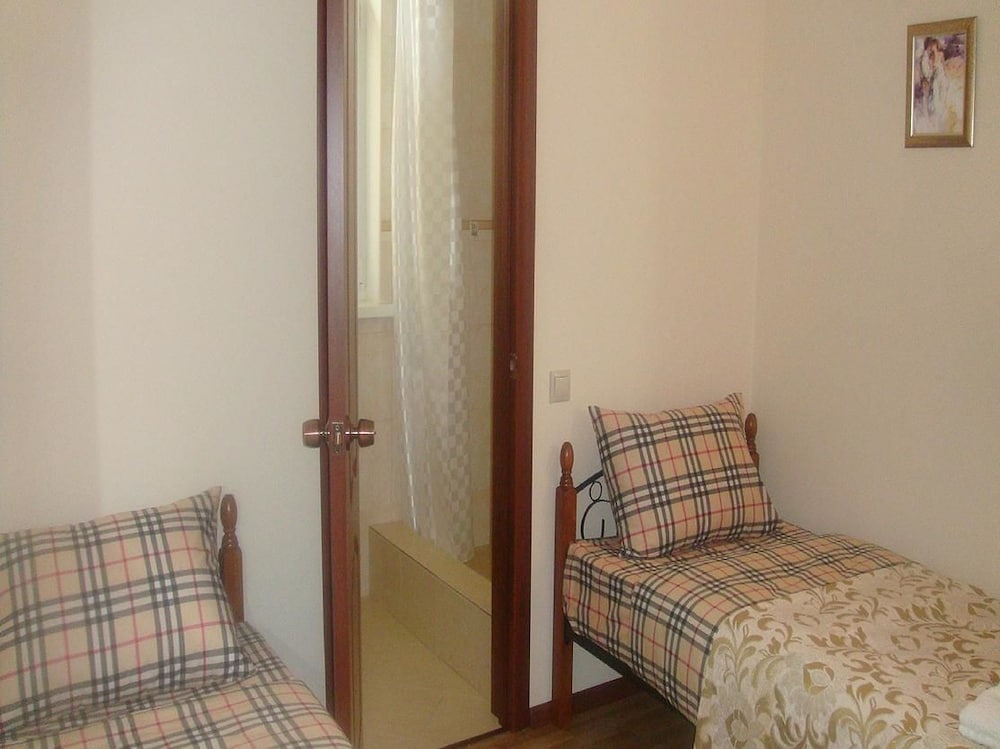 Twin Room, Balcony