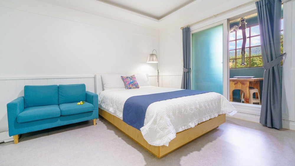 Basic Room, 1 Bedroom (Iris) photo 2