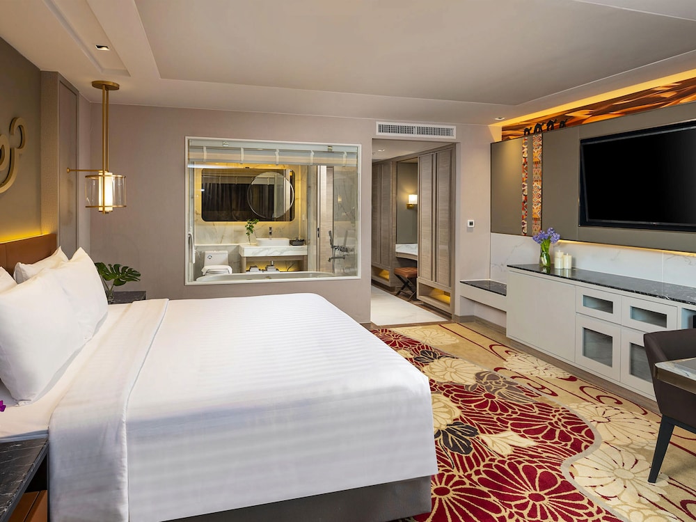 Premier King Bed Premier King Bed