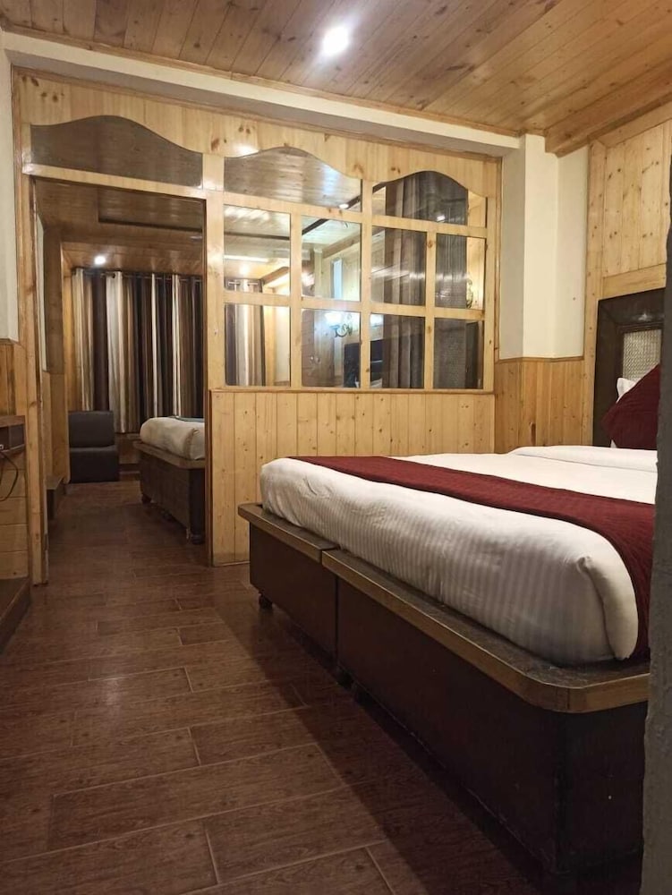 Triple Room, Mountain View