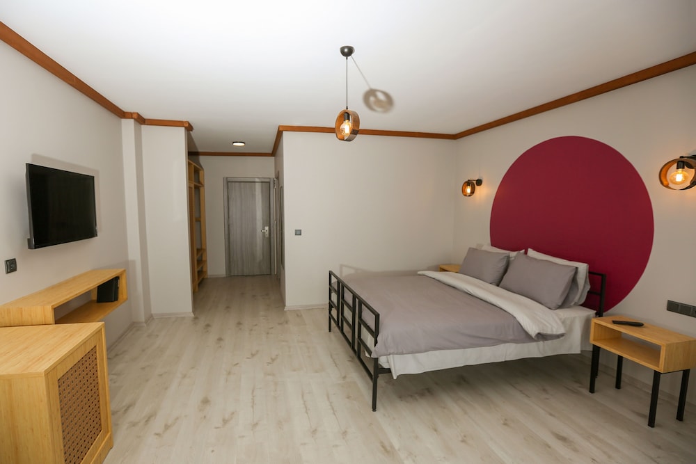 Standard Room, 2 Double Beds, Mountain View photo 2