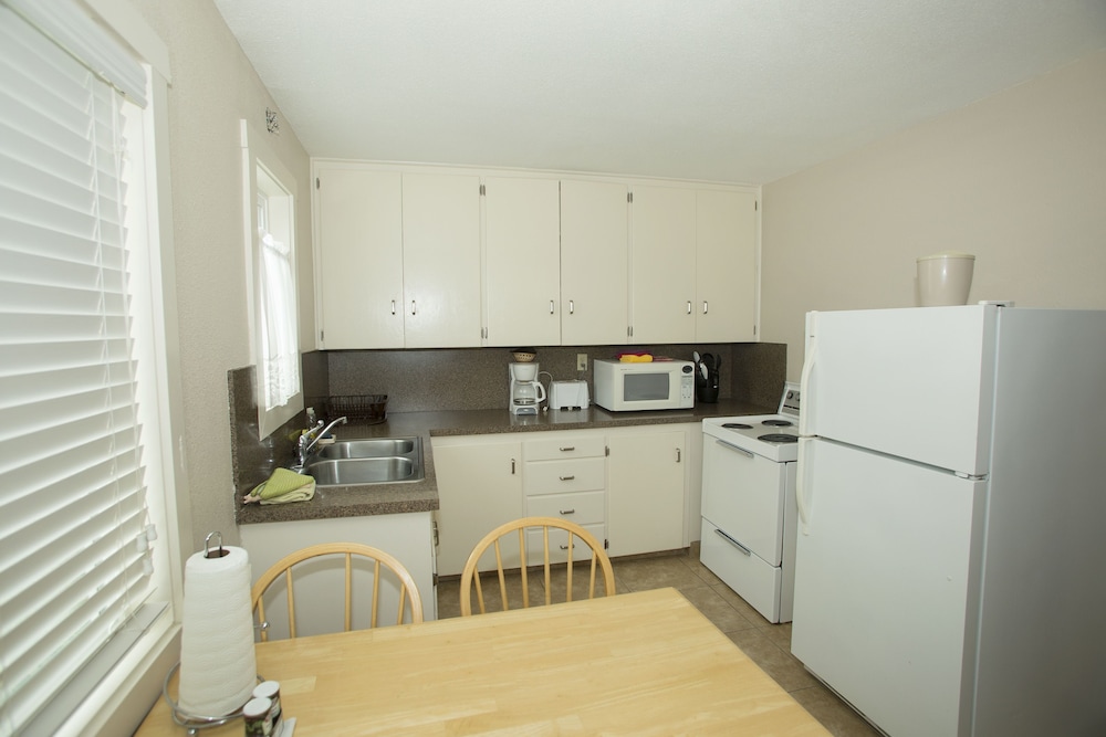 Deluxe Apartment, 1 Bedroom, Kitchenette photo 3