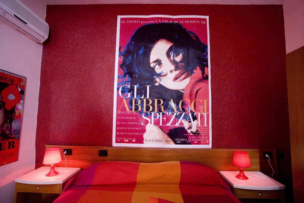 Standard Double Room - Photo 2
