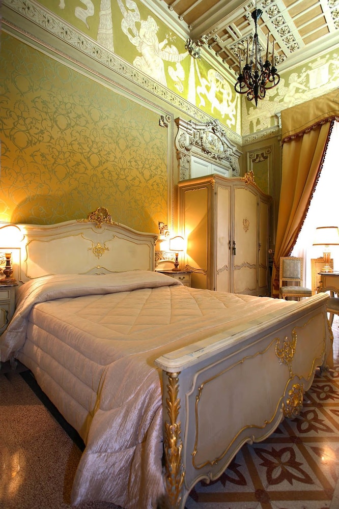 Comfort Triple Room photo 2