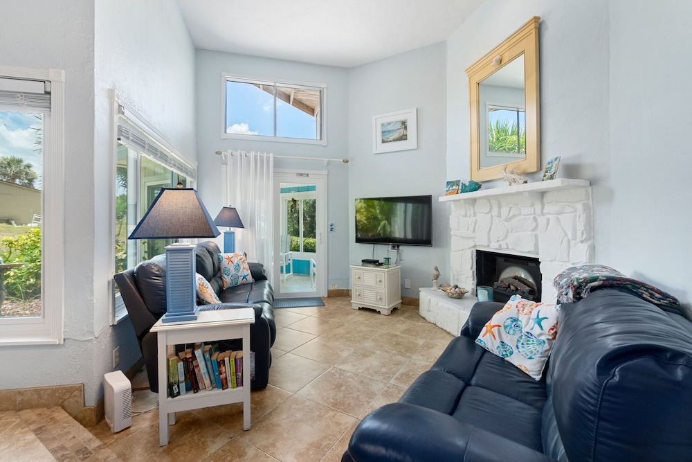 House, Private Bathroom, Golf View (Coral Cove) photo 3