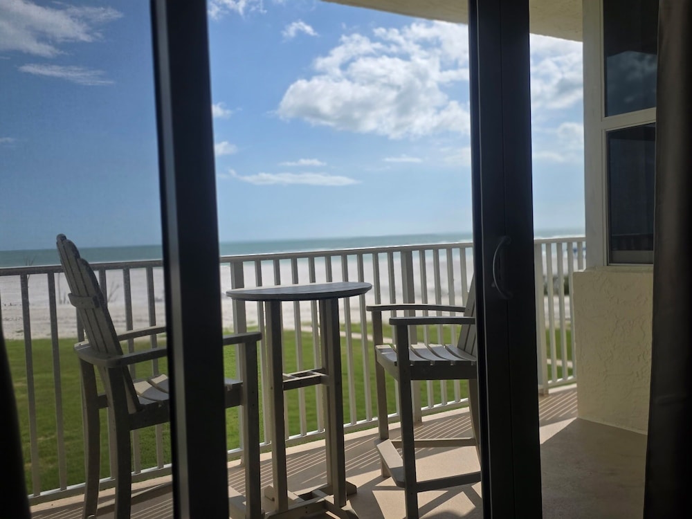 Beachfront w Stunning Views Modern Bright, Foto 18
