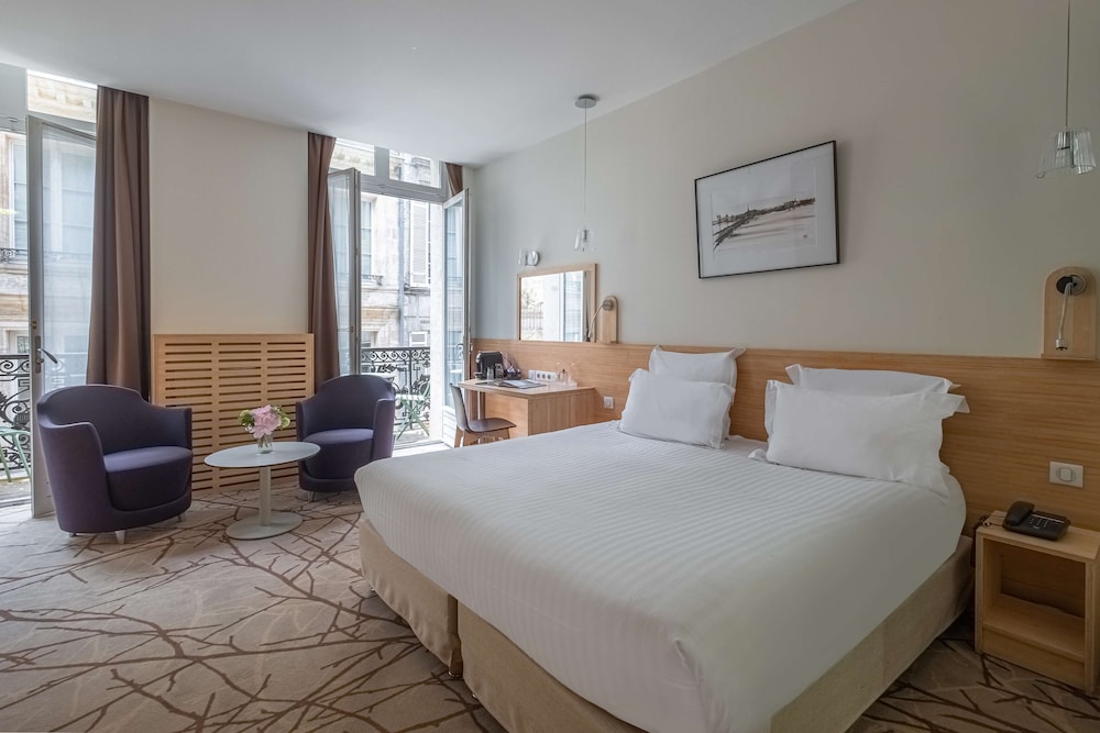 Standard Room, 1 King Bed, Accessible, Non Smoking