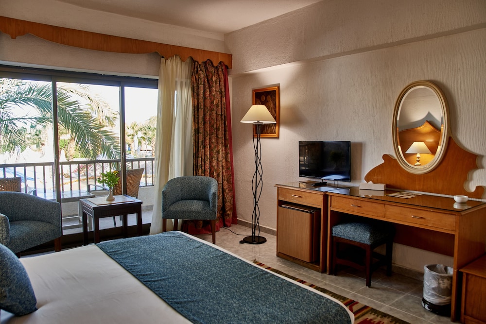 Standard Room, 1 Double Bed, Sea View photo 3
