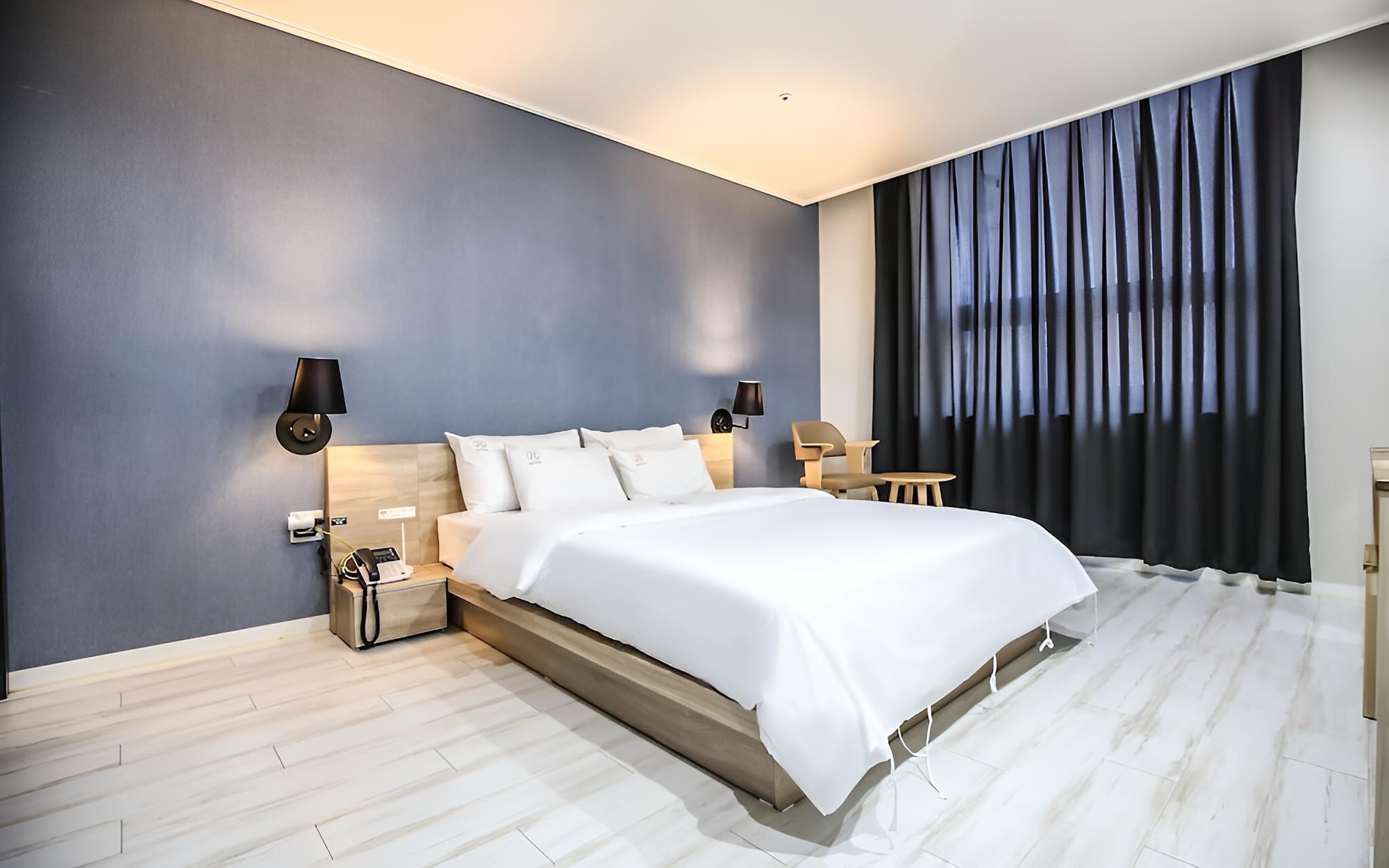 Room (Standard Room) - Photo 4