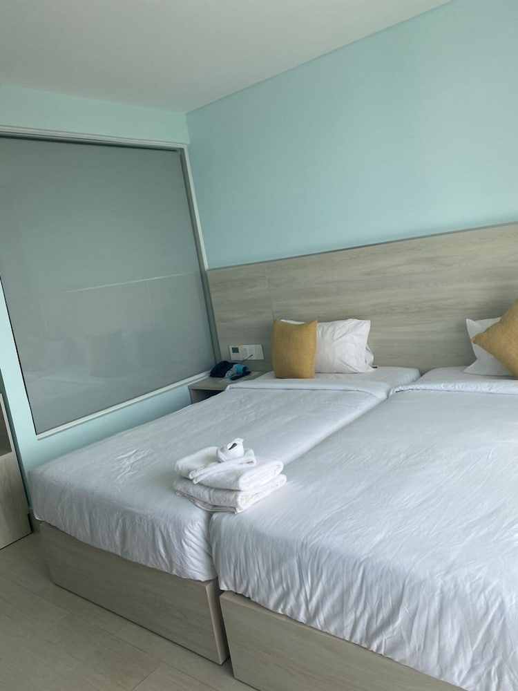 Deluxe Twin Room, Balcony, Sea View - Photo 2