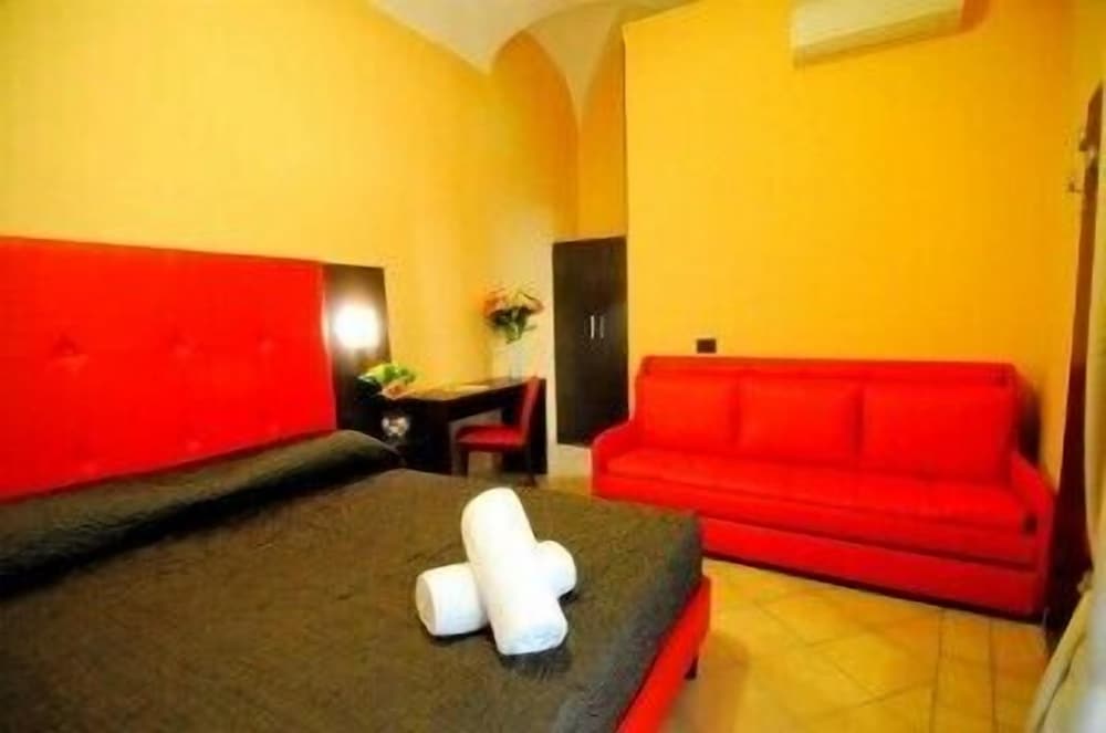 Quadruple Room - Photo 3