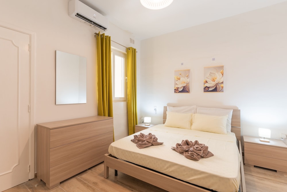 Comfort Apartment, 3 Bedrooms, Kitchen, City View