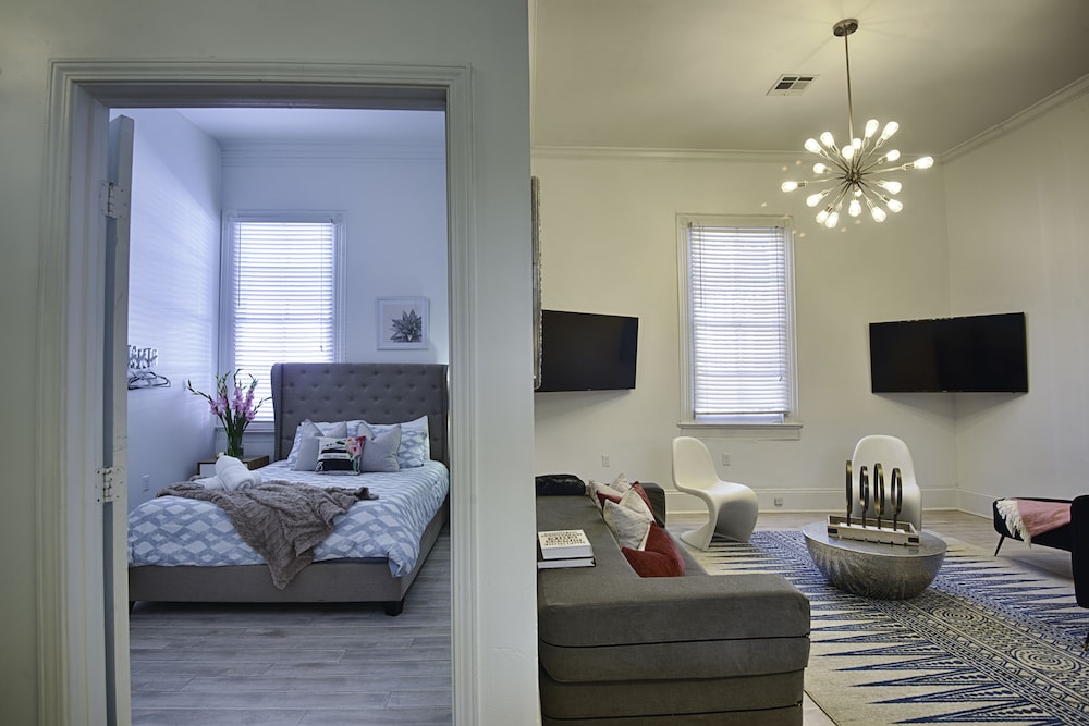 Best Location 7BR Next to FR Quarter! By YouRent, Foto 7