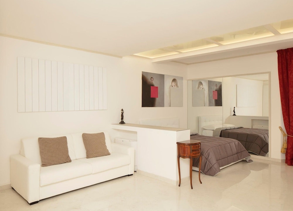 Deluxe Quadruple Room (Era)