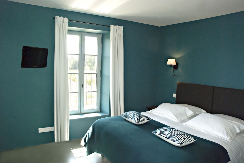 Room (La Lande) photo 1