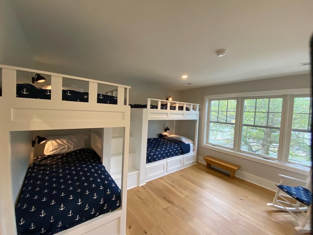 House, Multiple Beds, Patio, Garden View