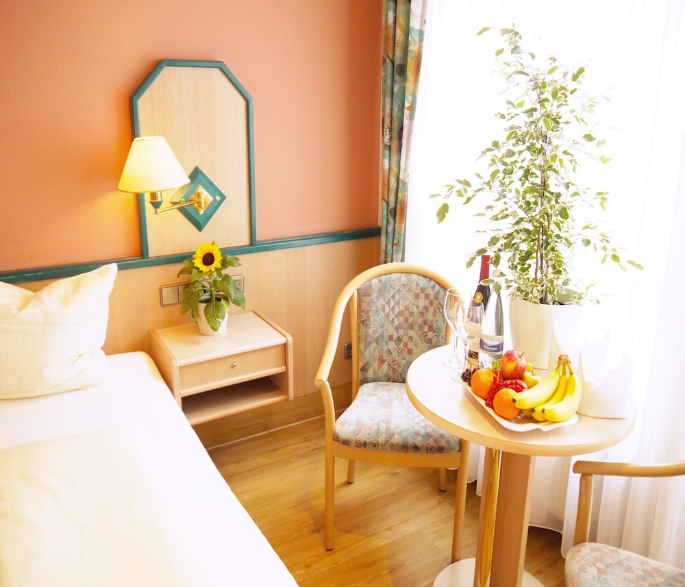 Standard Double Room Single Use photo 2