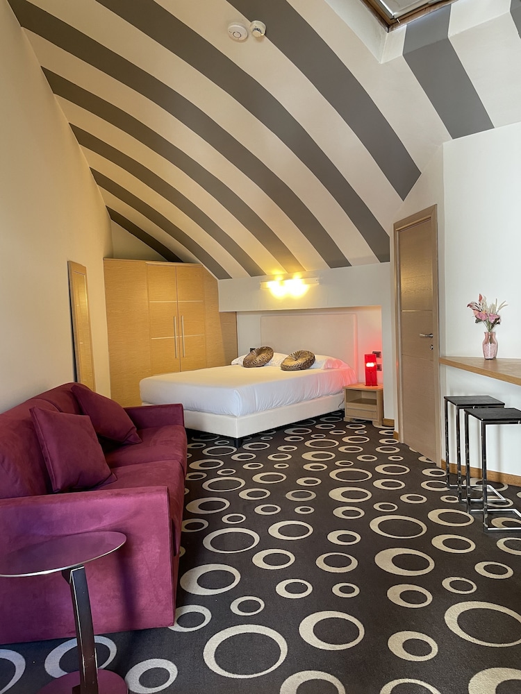 Superior Apartment photo 2