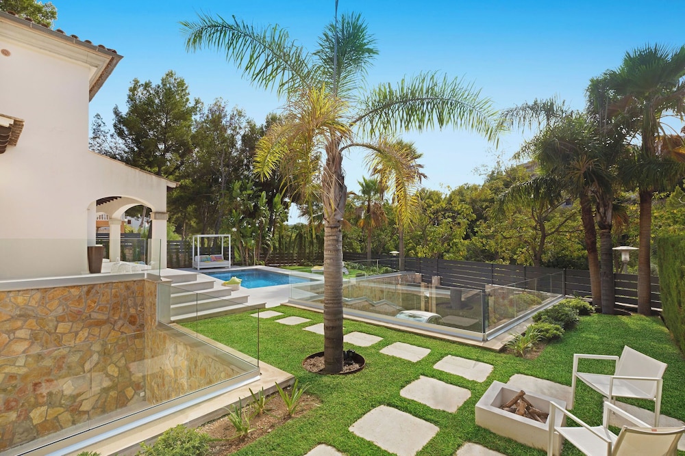 Exclusive Villa photo 3