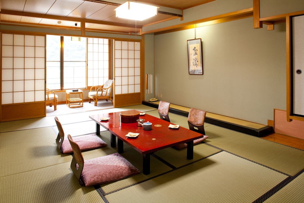 Japanese Style Room 12 Tatami-mats